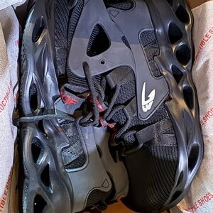 Men's Black indestructible steel toe work shoe